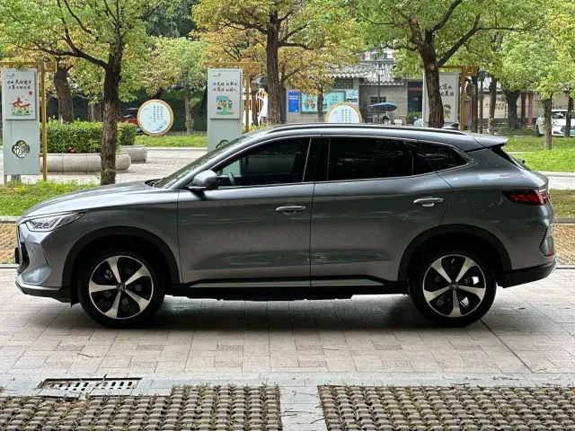 BYD Song PLUS — Фото автомобиля 4