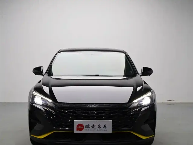 Dongfeng Yixuan — Фото автомобиля 2