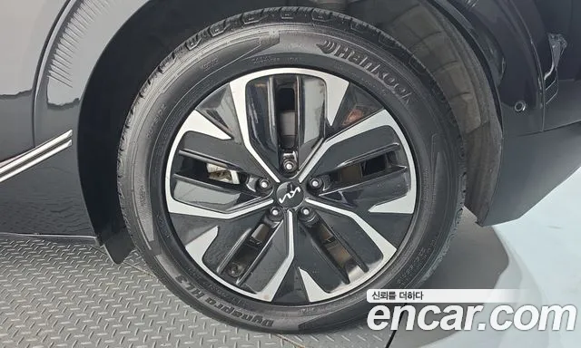 Kia EV6 — Фото автомобиля 6