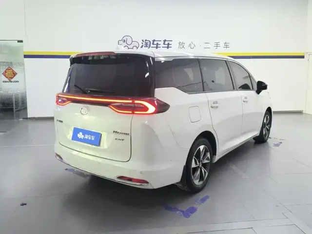 GAC Trumpchi M6 — Фото автомобиля 3