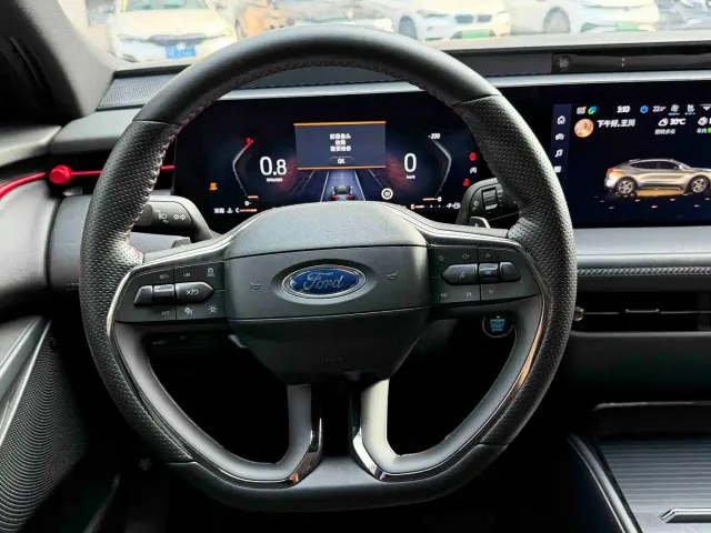 Ford EVOS — Фото автомобиля 10