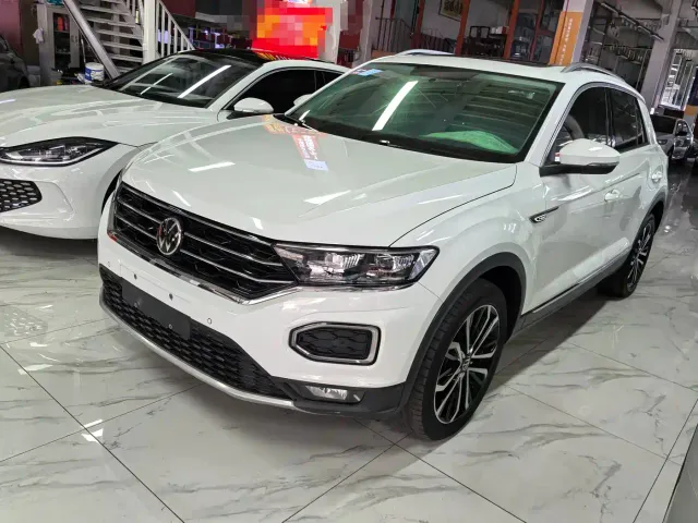 Фотография автомобиля — Volkswagen T-Roc