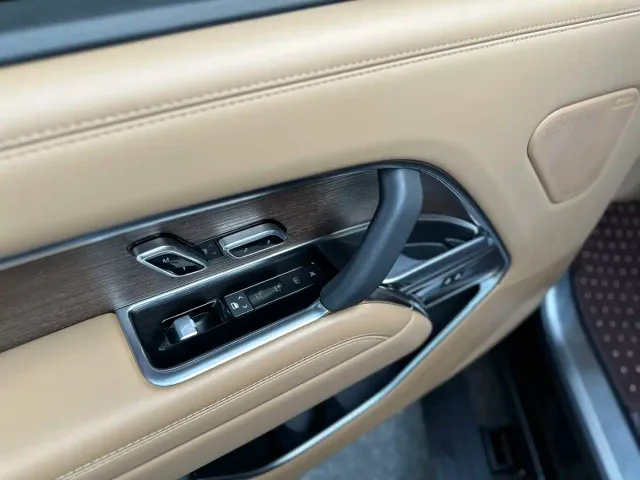 Land Rover Range Rover — Фото автомобиля 7