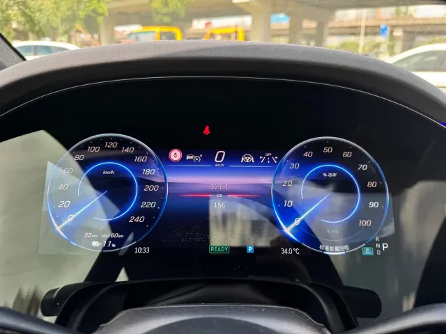 Mercedes-Benz EQS SUV — Фото автомобиля 23
