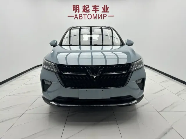 Wuling Asta — Фото автомобиля 2