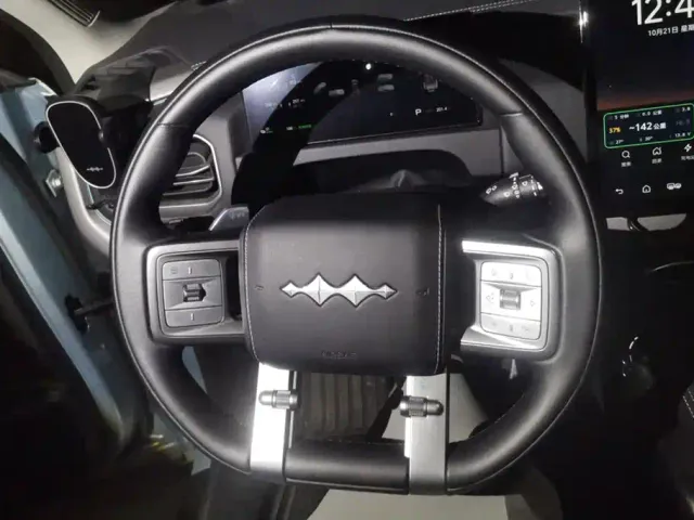 BYD FangChengBao Titanium 3 — Фото автомобиля 15