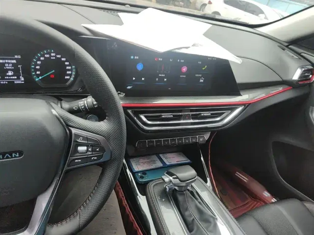 Changan Oushang X5 — Фото автомобиля 9