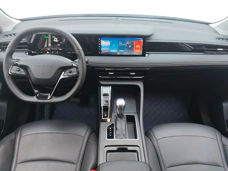 Roewe Roewe i5 2023 1.5L CVT Honor Edition — Фото автомобиля 12