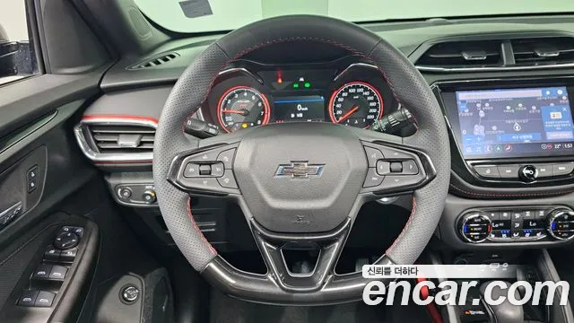 ChevroletGMDaewoo Trailblazer Trailblazer 1.3 турбо 4WD — Фото автомобиля 12