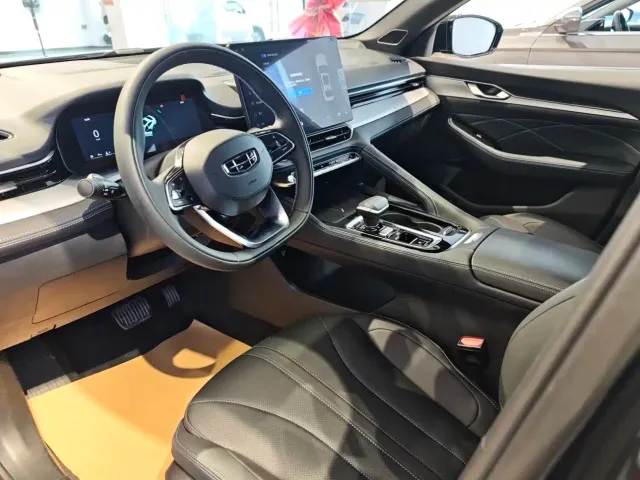 Geely Xingrui — Фото автомобиля 13