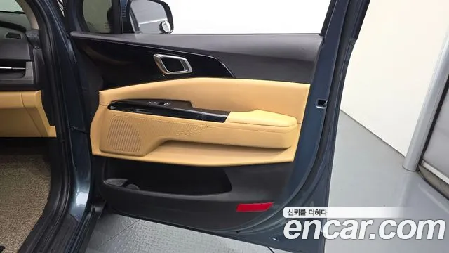 Kia Carnival 4th Gen — Фото автомобиля 13