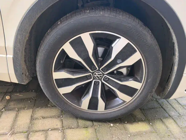 Volkswagen Tiguan L — Фото автомобиля 8