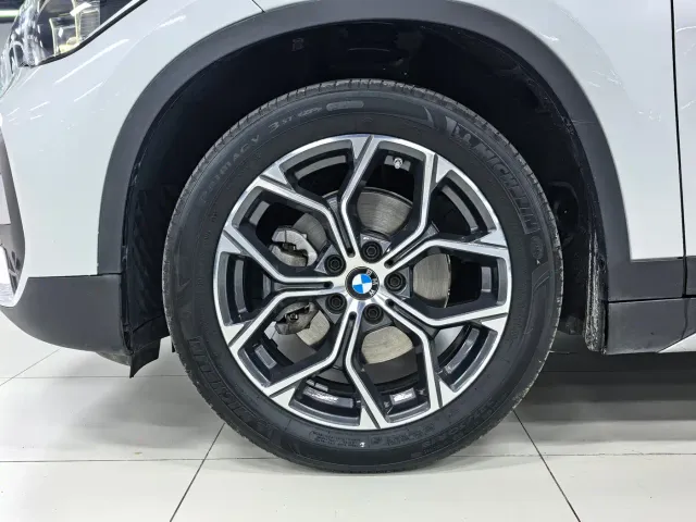 BMW X1 — Фото автомобиля 6