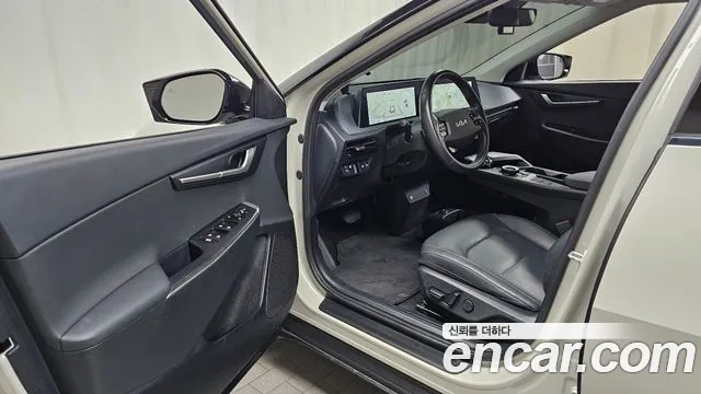 Kia EV6 — Фото автомобиля 9