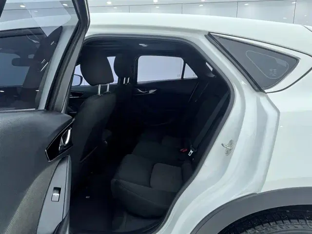 Mazda CX-4 — Фото автомобиля 12