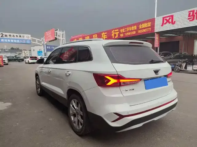 Jetta VS7 — Фото автомобиля 5
