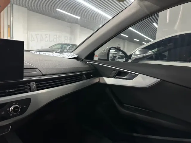 Audi A4L — Фото автомобиля 12