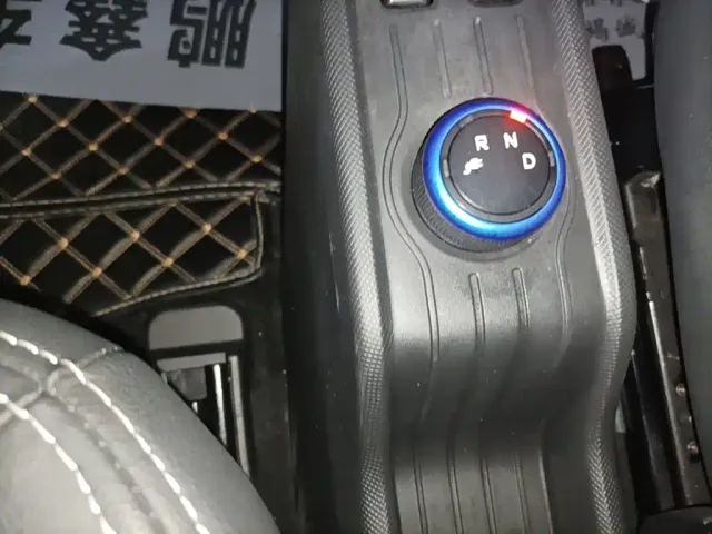 Wuling Hongguang Mini EV — Фото автомобиля 9