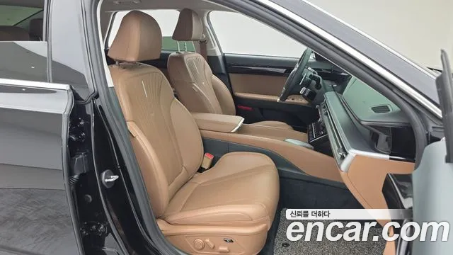 Hyundai Grandeur GN7 — Фото автомобиля 11