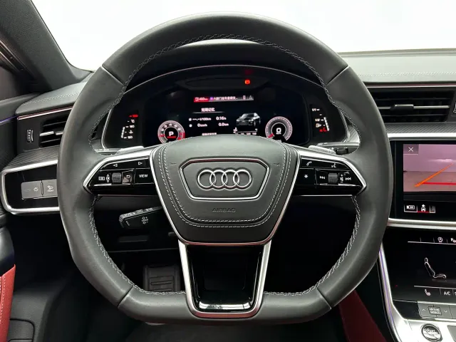 Audi A7L — Фото автомобиля 13