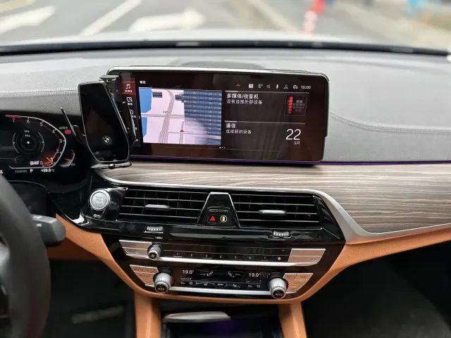 BMW BMW 6 Series GT 2021 Facelift 630i Luxury Design Package — Фото автомобиля 17