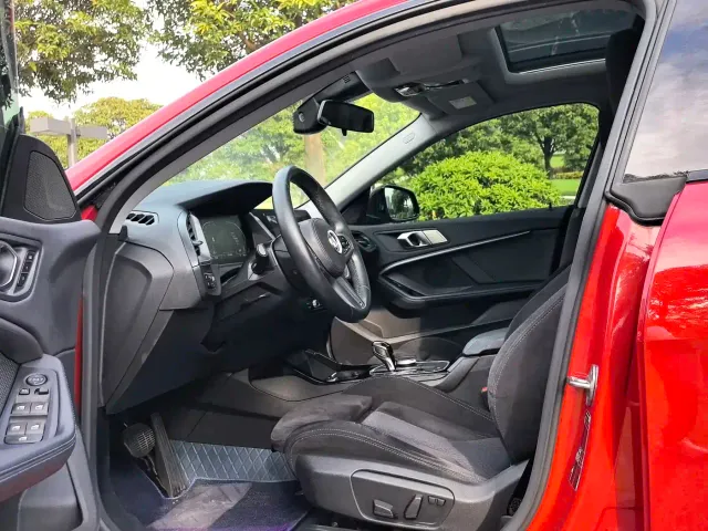 BMW 2 Series — Фото автомобиля 6