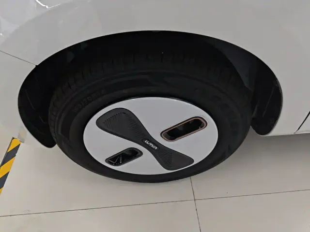 Changan Lumin — Фото автомобиля 22