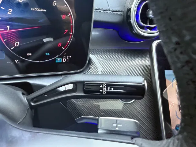 Mercedes-Benz C-Class — Фото автомобиля 15