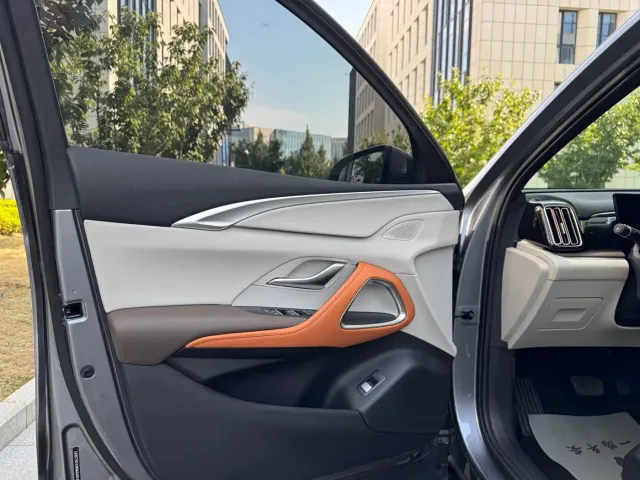 BYD Song Pro — Фото автомобиля 11