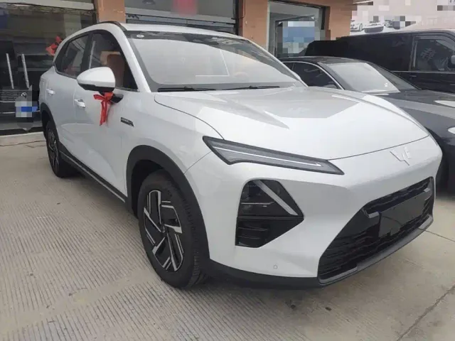 Wuling Starlight S — Фото автомобиля 3