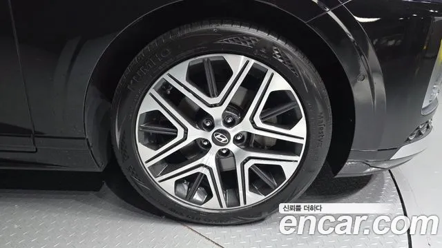 Hyundai Grandeur GN7 — Фото автомобиля 6