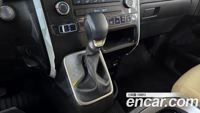 Hyundai Staria New — Фото автомобиля 12