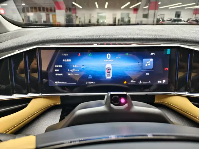 Geely Boyue L — Фото автомобиля 5