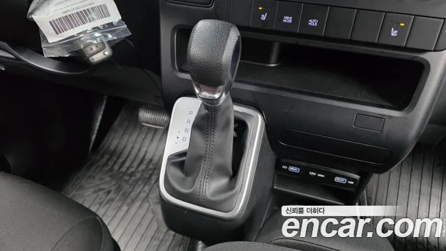 Hyundai Staria Staria Карго 3 места — Фото автомобиля 9
