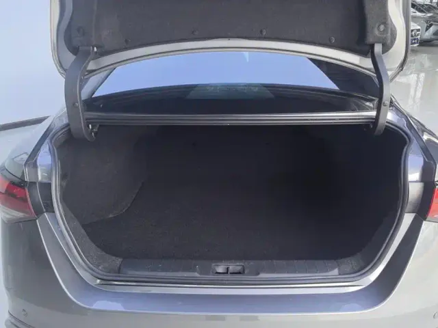 Nissan Sylphy — Фото автомобиля 4