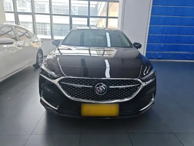 Buick LaCrosse — Фото автомобиля 2