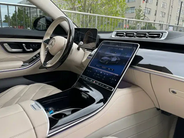 Mercedes-Benz Maybach S-Class — Фото автомобиля 22