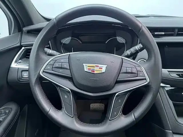 Cadillac XT5 — Фото автомобиля 7