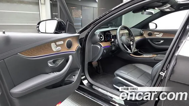 Mercedes-Benz E-Class W213 — Фото автомобиля 15
