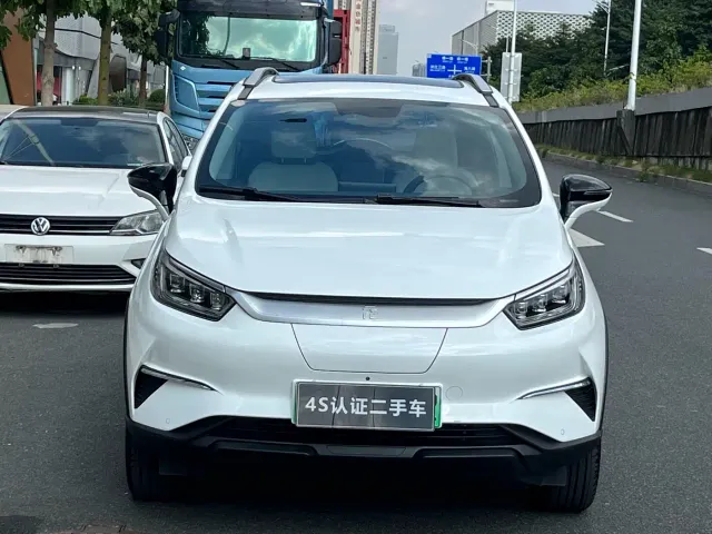 BYD Yuan Pro — Фото автомобиля 2