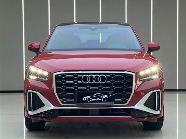 Audi Q2L — Фото автомобиля 2