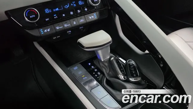 Hyundai AVANTE Avante (CN7) — Фото автомобиля 7