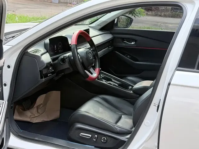 Honda Accord — Фото автомобиля 7