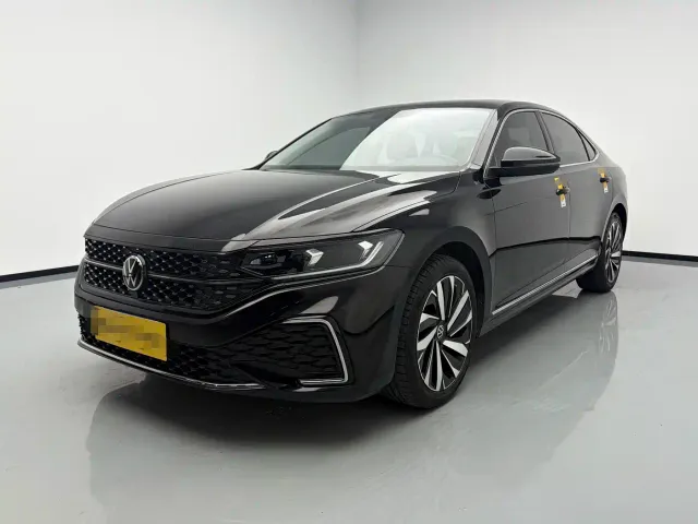 Фотография автомобиля — Volkswagen Passat