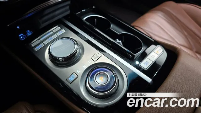 Genesis G80 Бензин 2.5 турбо 2WD — Фото автомобиля 9