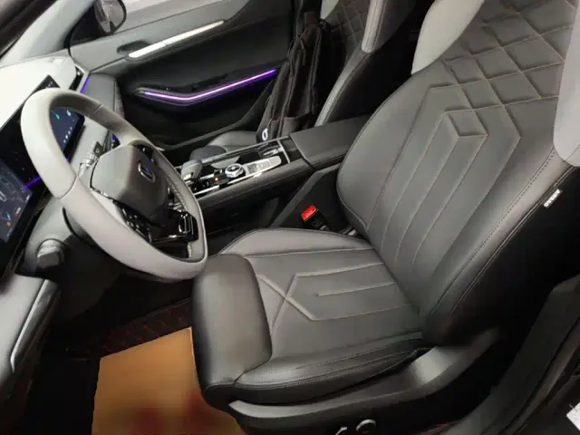 Changan Raeton Plus — Фото автомобиля 14