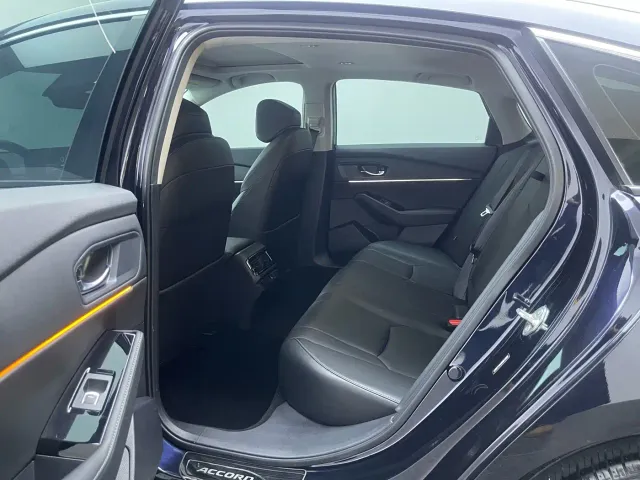 Honda Accord — Фото автомобиля 14