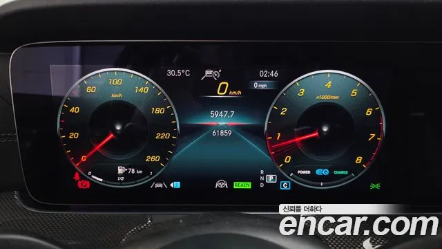 Mercedes-Benz E-Class — Фото автомобиля 8