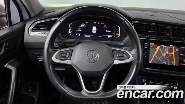 Volkswagen Tiguan — Фото автомобиля 18