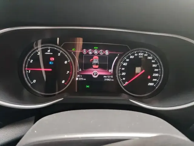 Hongqi Hongqi H5 2022 Classic 1.8T Auto Smart Connect Flag Rhythm Edition — Фото автомобиля 7